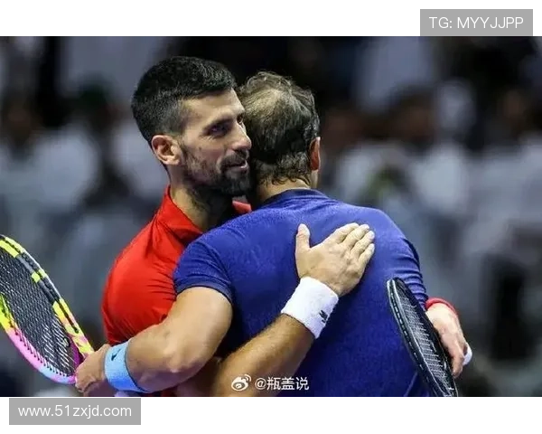 网球大师赛激烈角逐 纳达尔与德约科维奇强势晋级四强