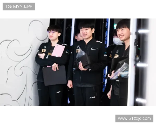 新赛季网坛群雄并起多场焦点对决接连上演引发全球热议声势空前盛