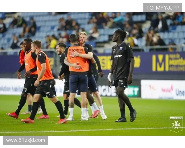 欧塞尔俱乐部百年风云变迁与法乙赛场荣耀复兴征程纪实全景述说录