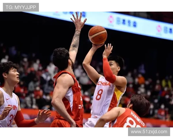篮球世界杯热身赛中国队大胜强敌,展现出色团队协作迎接赛季挑战